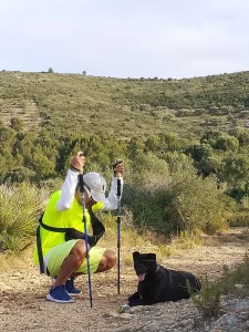 Paseo con Bastones de senderismo con mascota